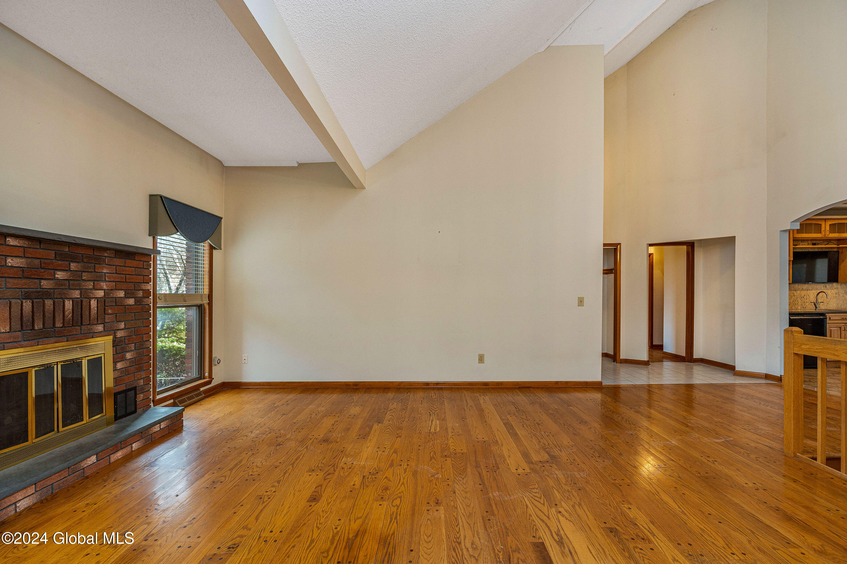 2 Carriage Hill Drive