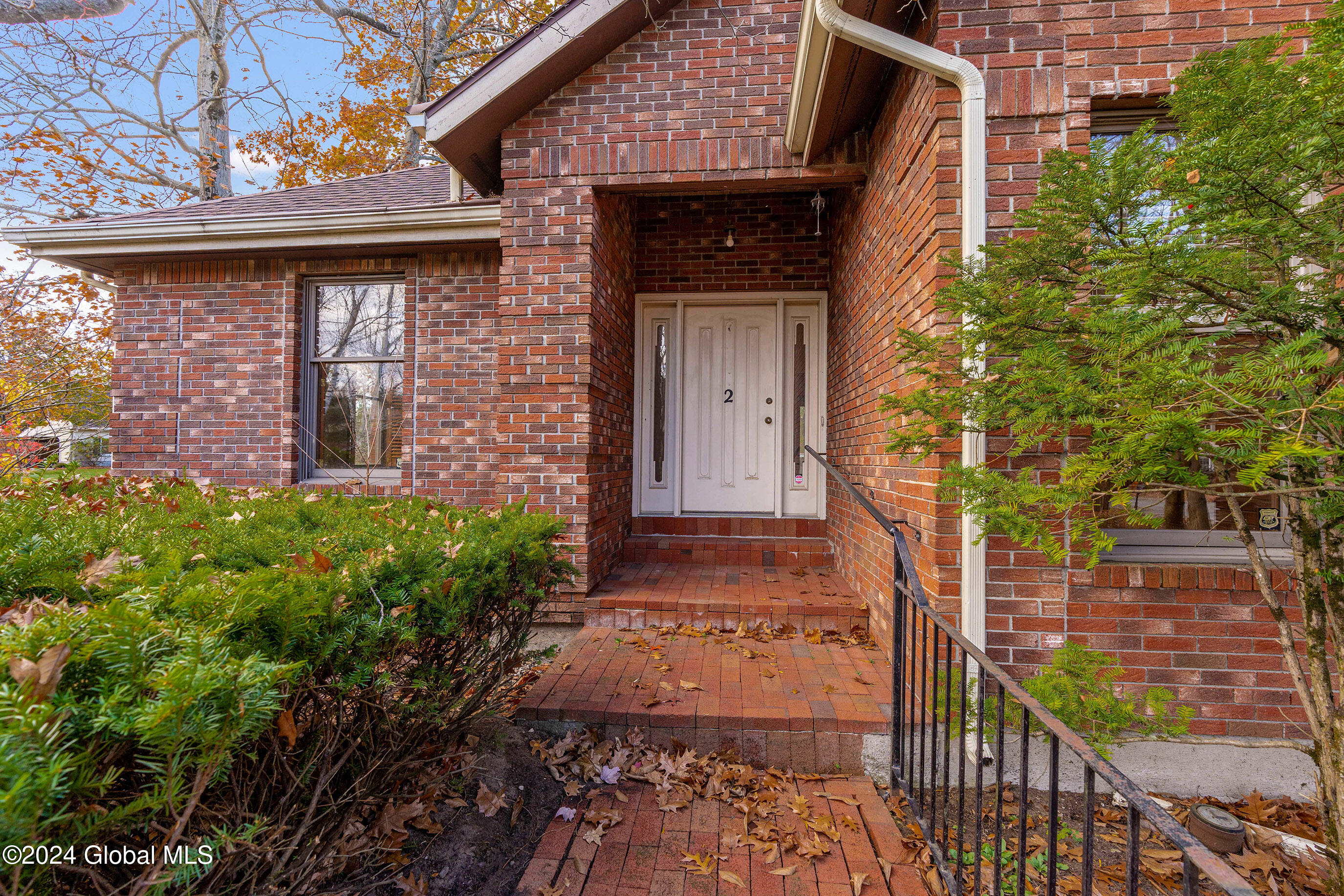2 Carriage Hill Drive