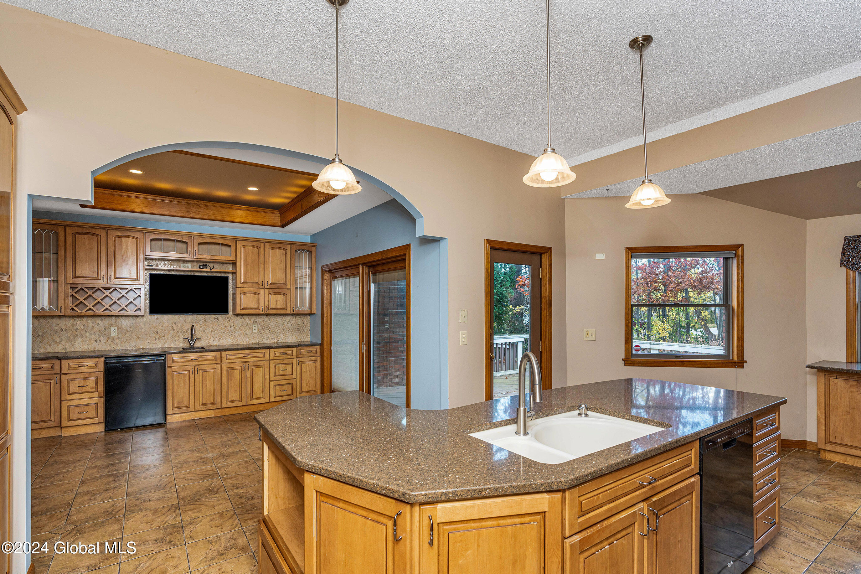 2 Carriage Hill Drive