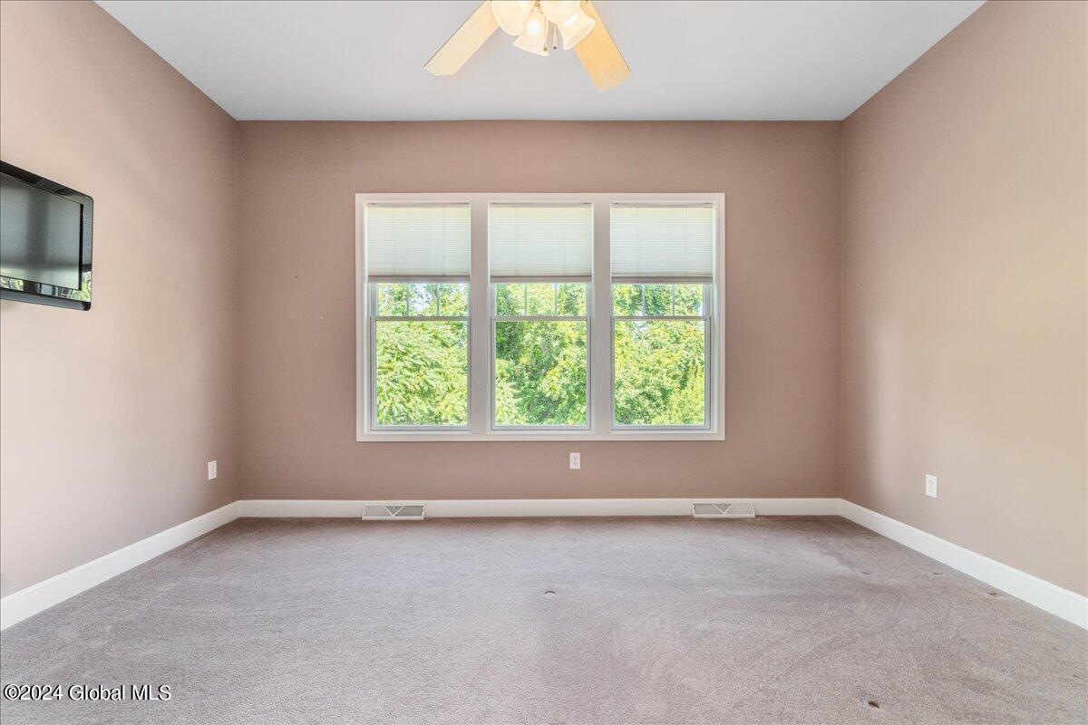 10 Chantrey Boulevard