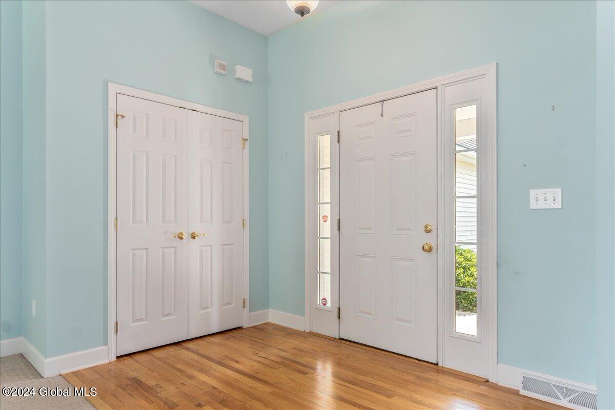 10 Chantrey Boulevard