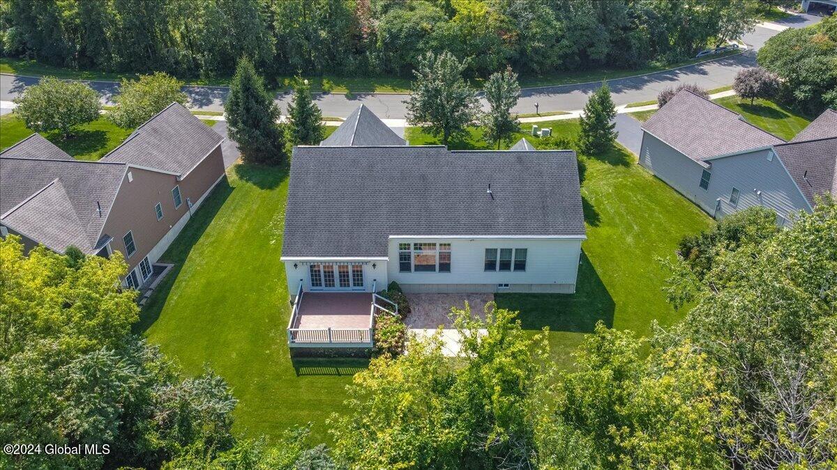 10 Chantrey Boulevard