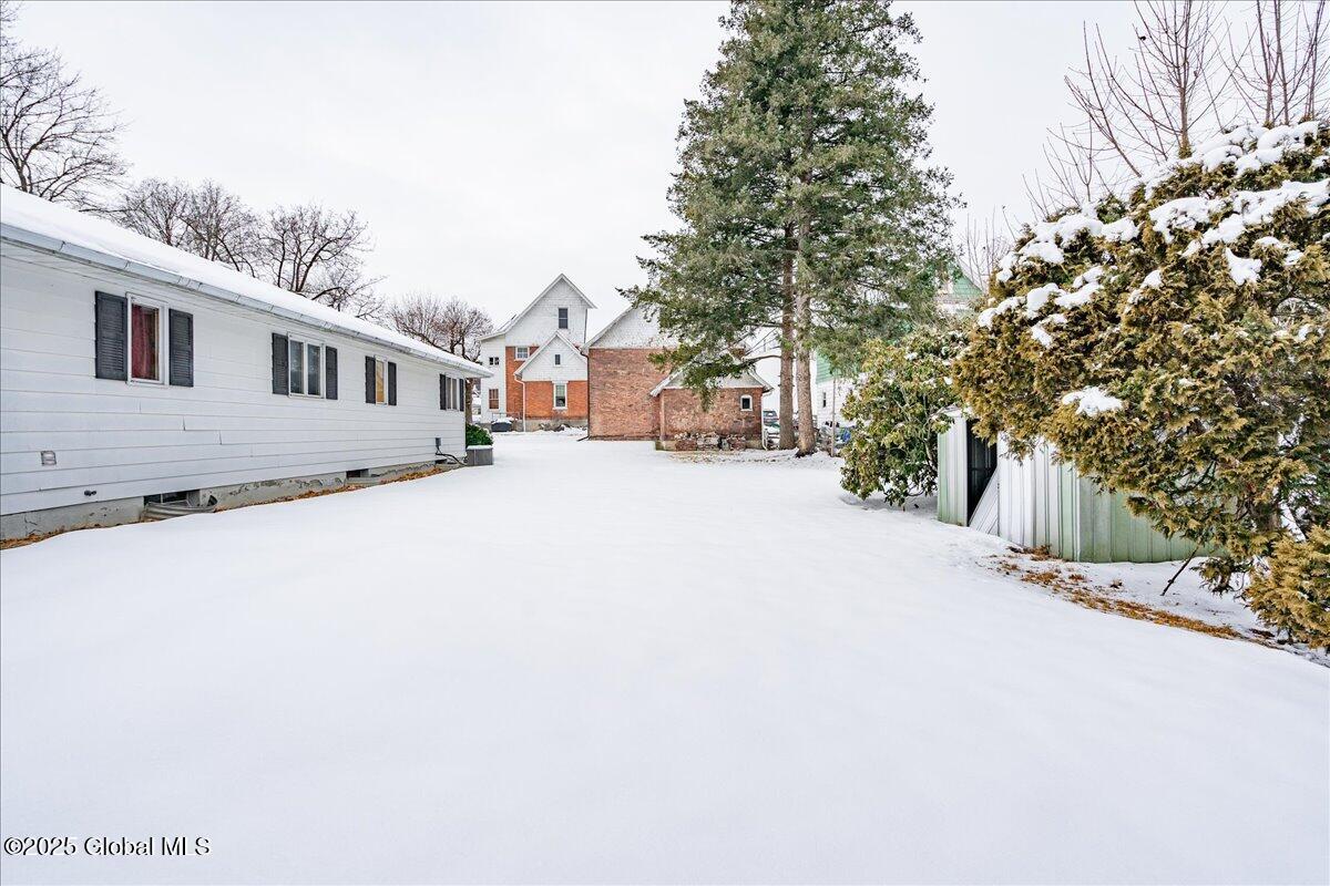 18 Newman Avenue