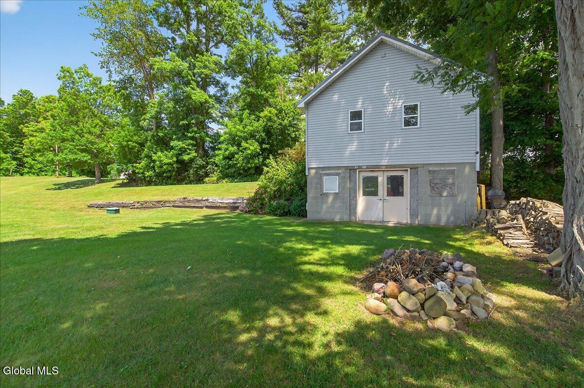 2921 River Road
