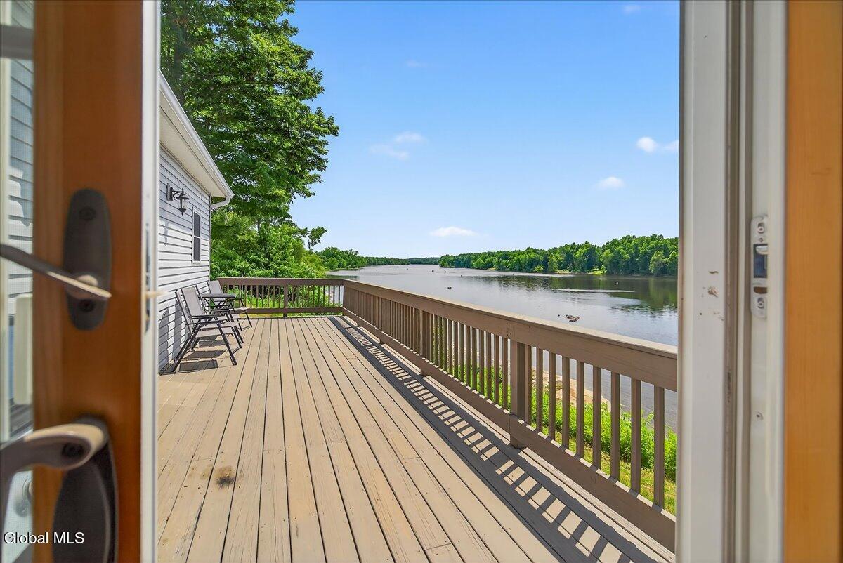 2921 River Road