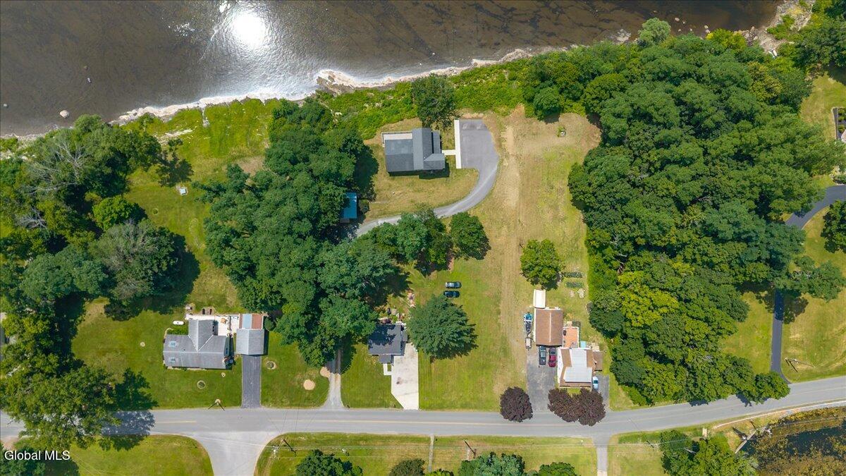 2921 River Road