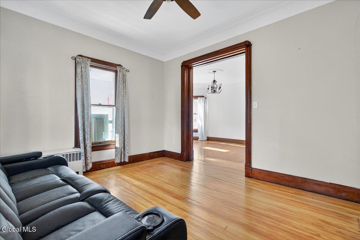 211 N 5th Avenue