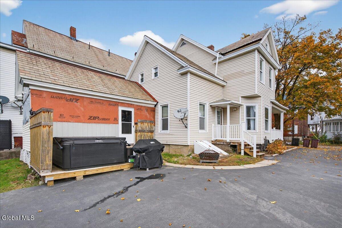 211 N 5th Avenue