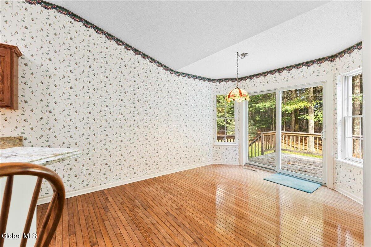 46 Sara-Jen Drive