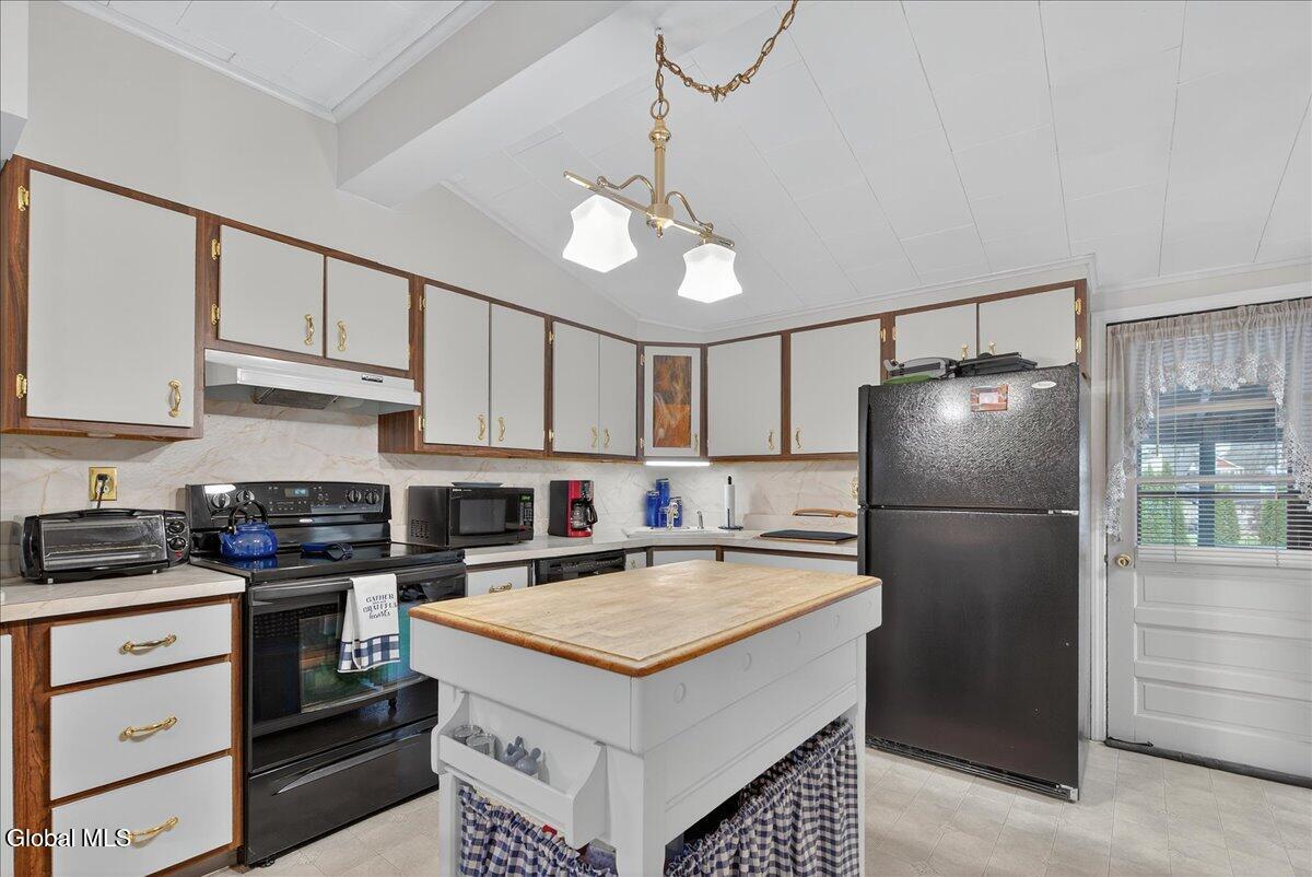 102 S Crystal Street