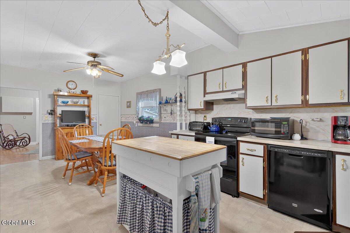 102 S Crystal Street