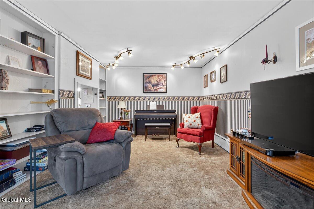 102 S Crystal Street