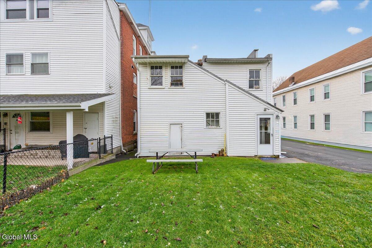 220 Saratoga Avenue