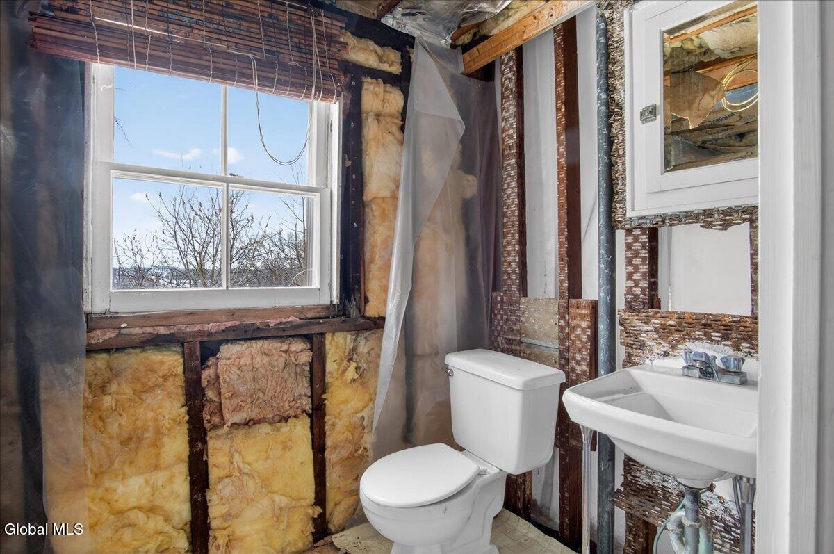 263 Stillwater Bridge Road