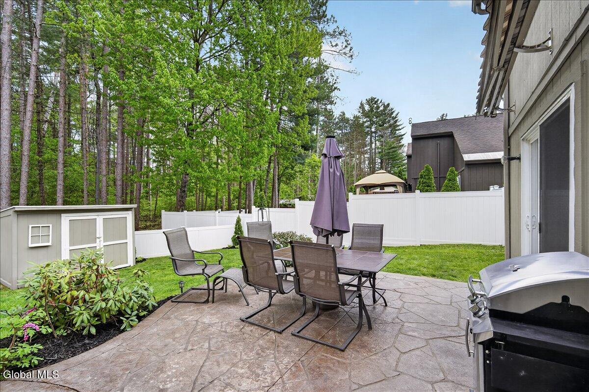 123 Thimbleberry Road