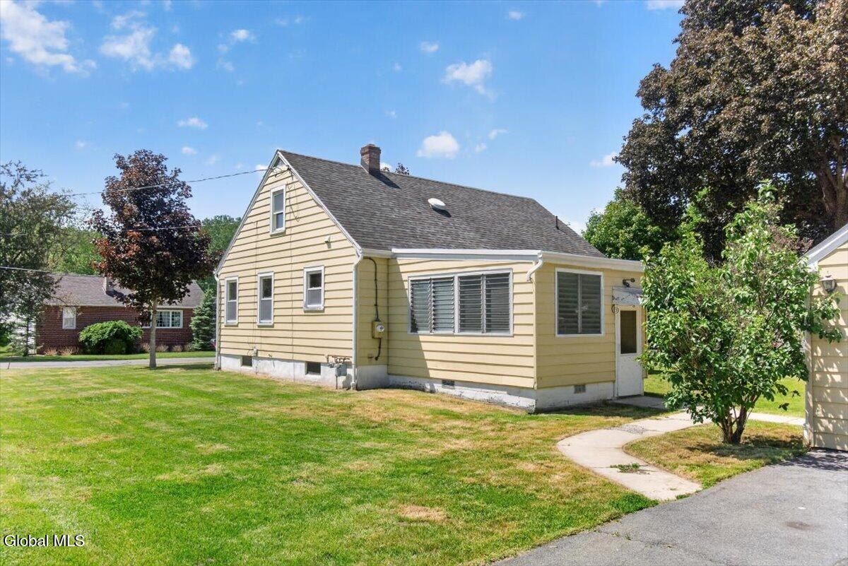 20 Washington Avenue