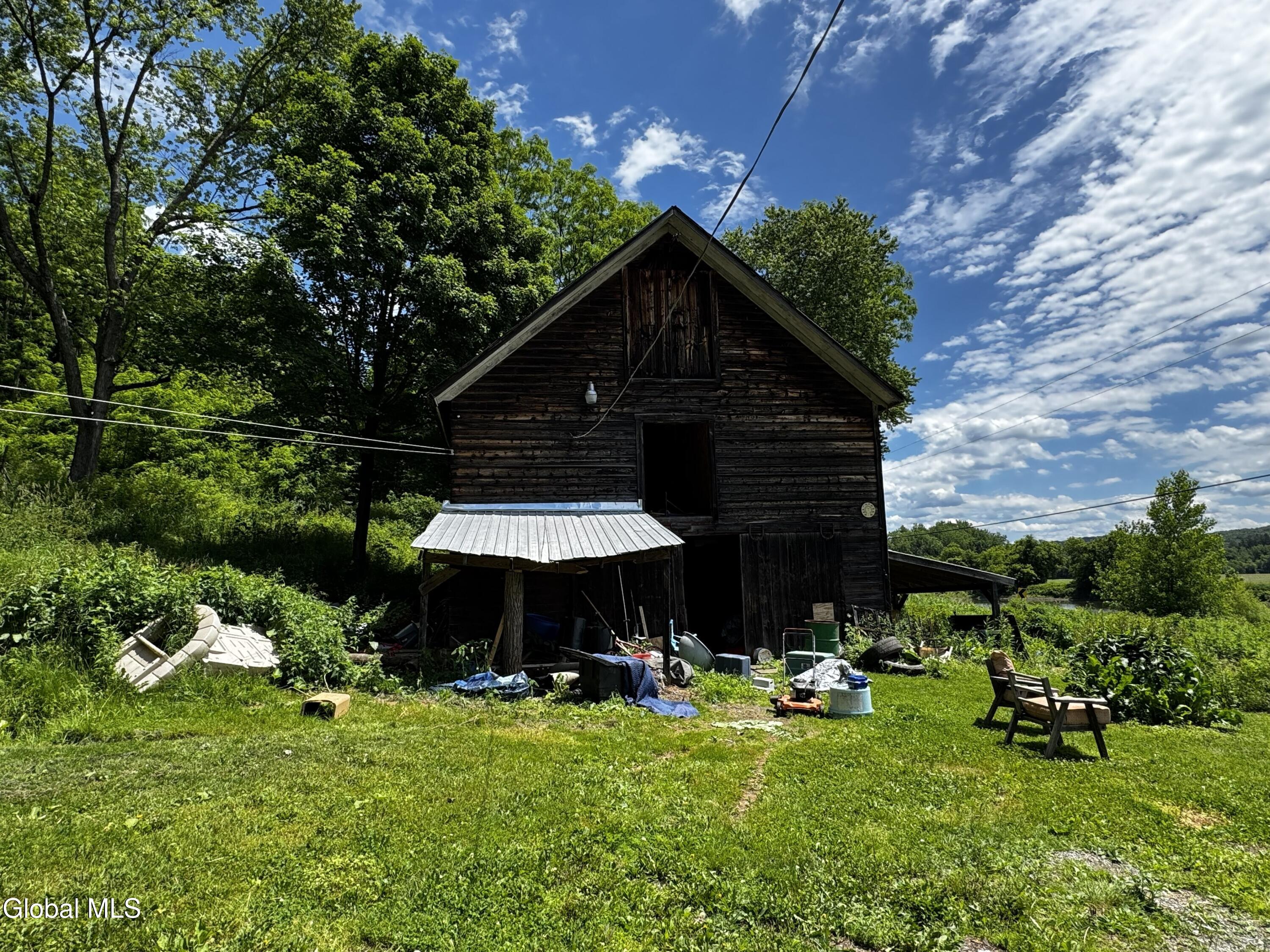 21 River Road