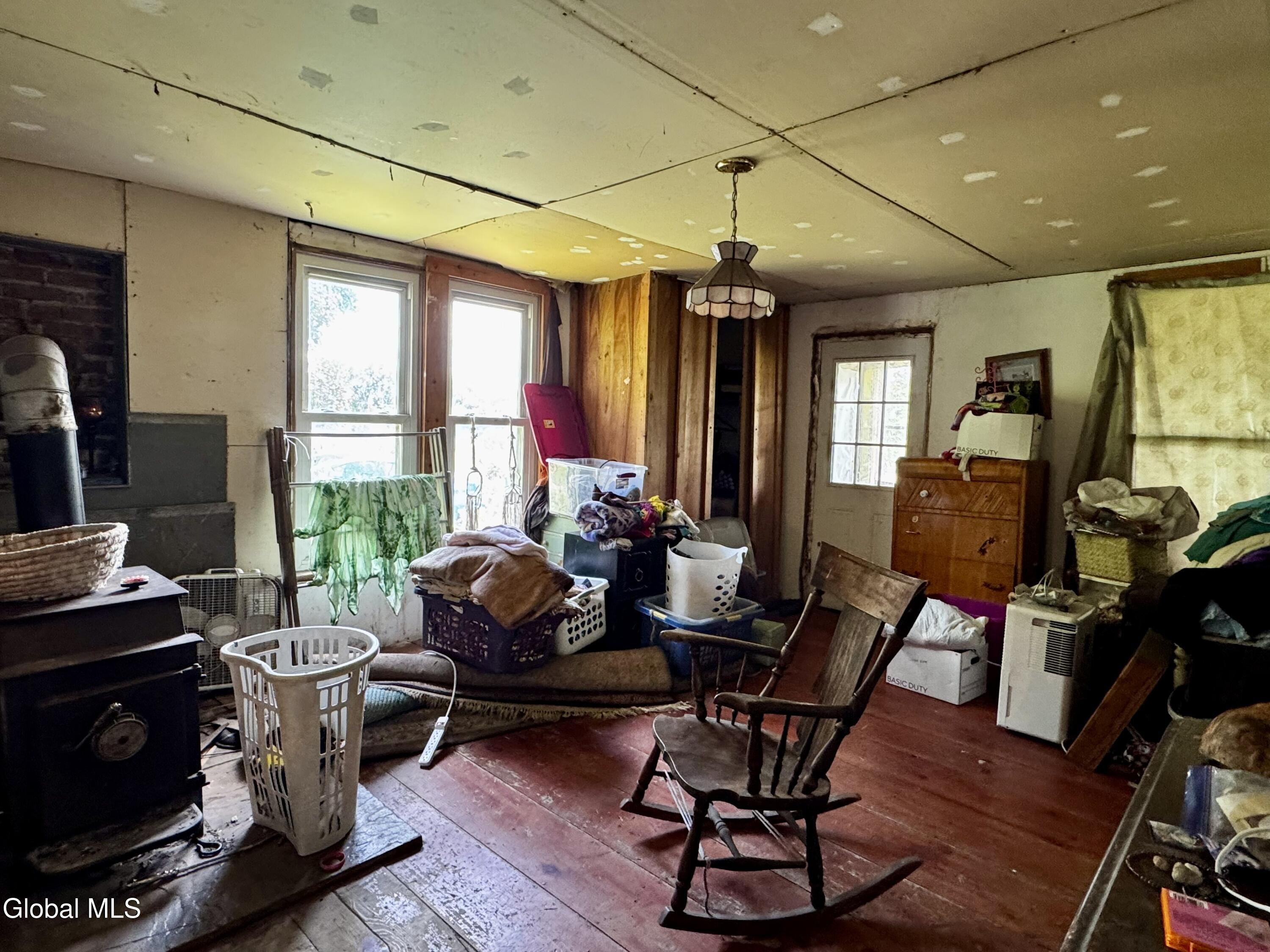 21 River Road