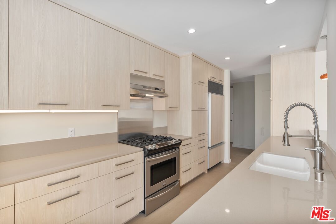 1 Northstar St Unit: 101
