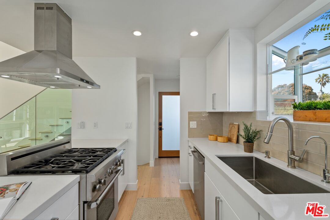 14 Reef St Unit: 4