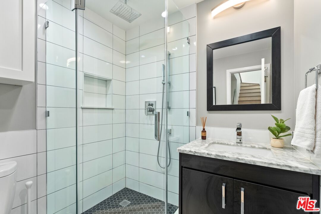 14 Reef St Unit: 4