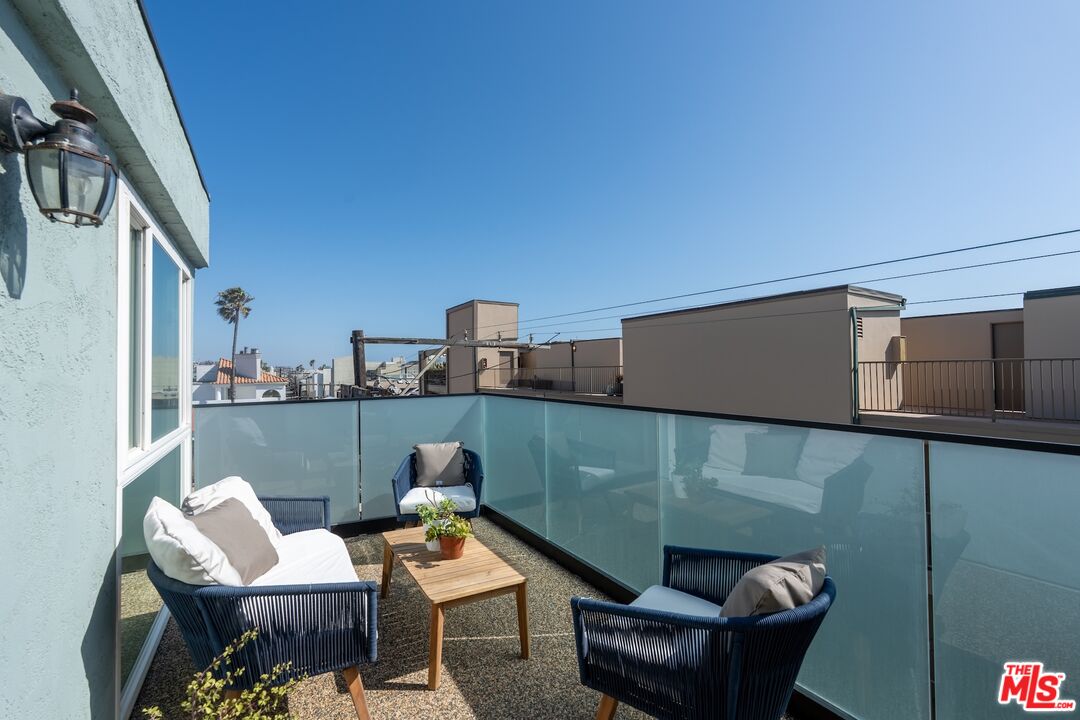 14 Reef St Unit: 4
