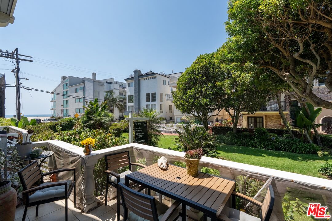 20 Ketch St Unit: 1