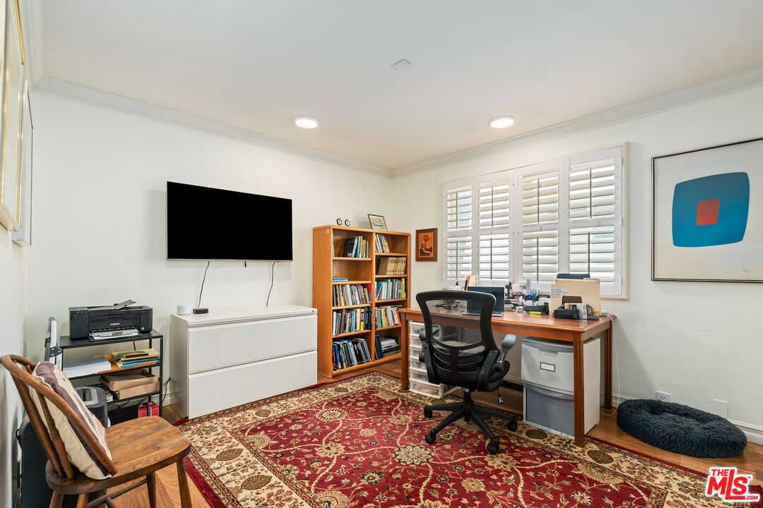 20 Ketch St Unit: 1