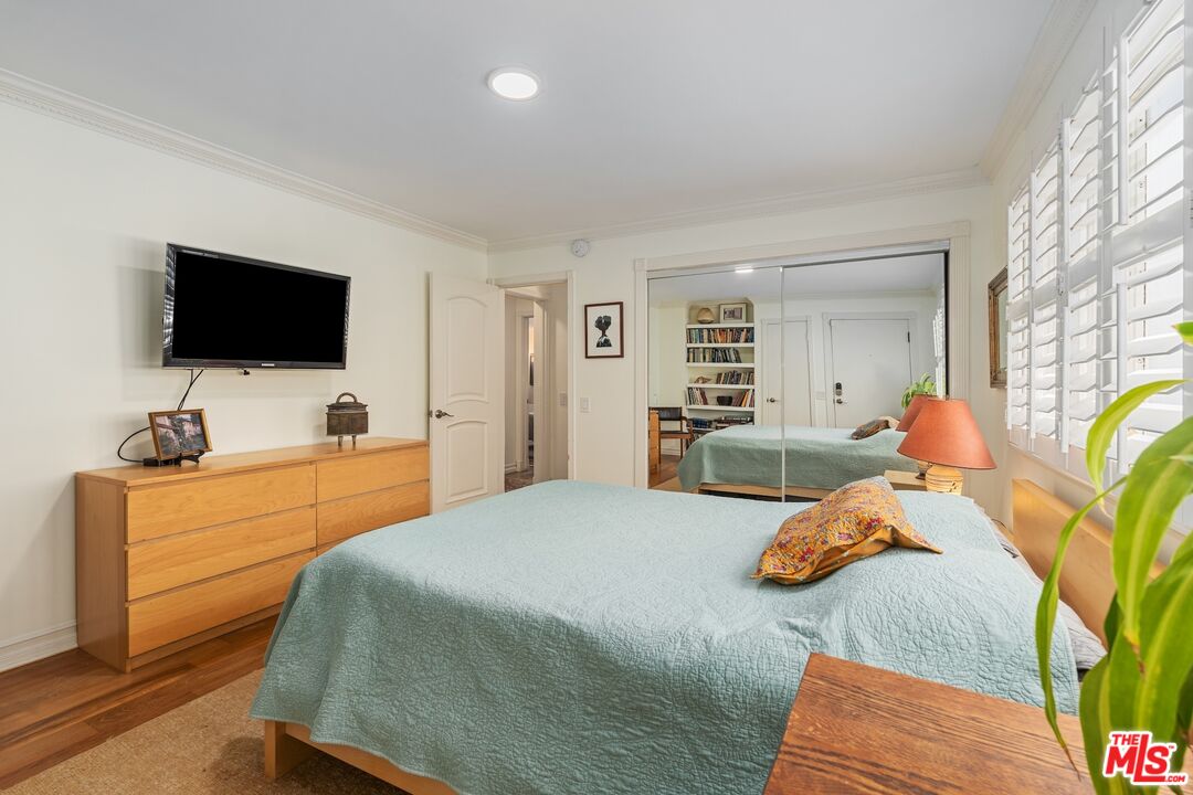 20 Ketch St Unit: 1