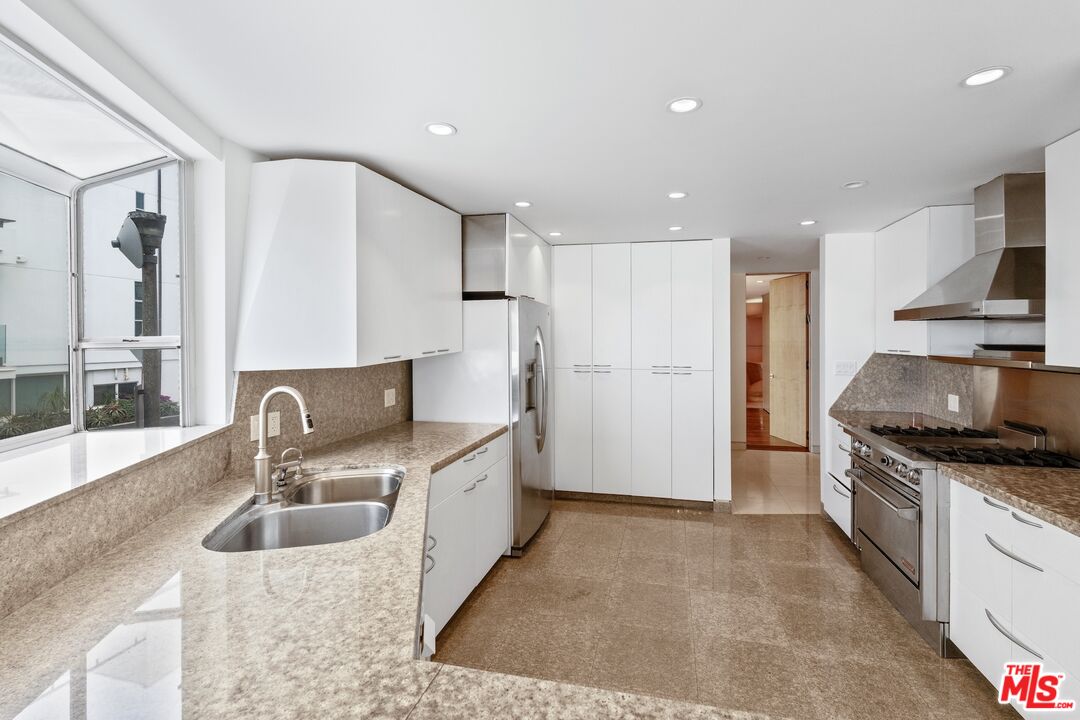 6 Eastwind St Unit: 110