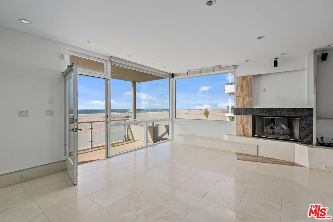 6 Eastwind St Unit: 110