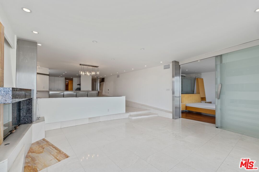 6 Eastwind St Unit: 110