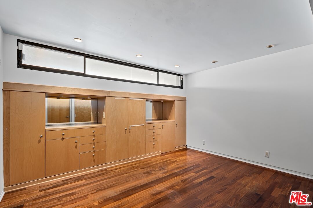 6 Eastwind St Unit: 110