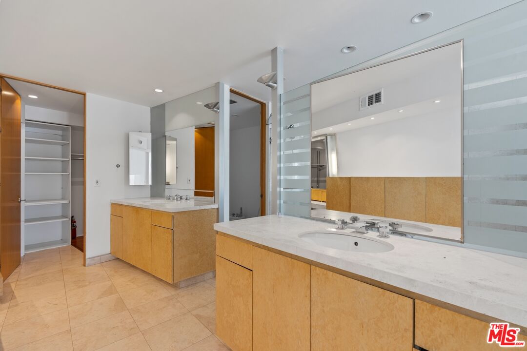 6 Eastwind St Unit: 110