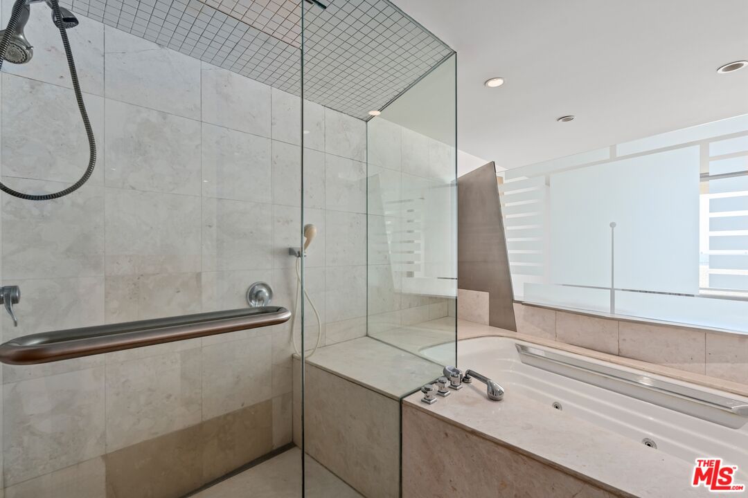 6 Eastwind St Unit: 110