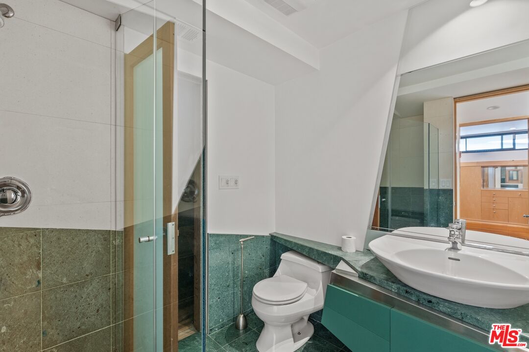 6 Eastwind St Unit: 110