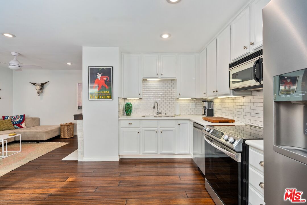 3812 Pacific Ave Unit: 2