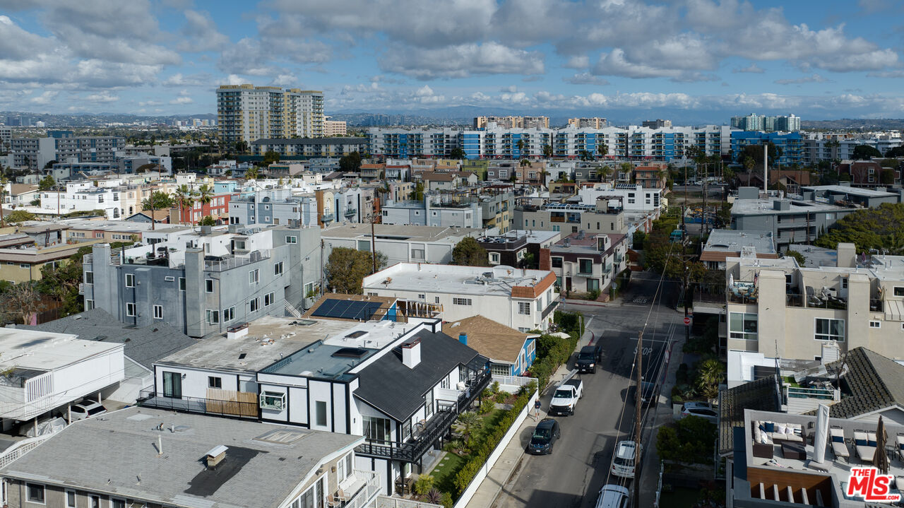 3812 Pacific Ave Unit: 2