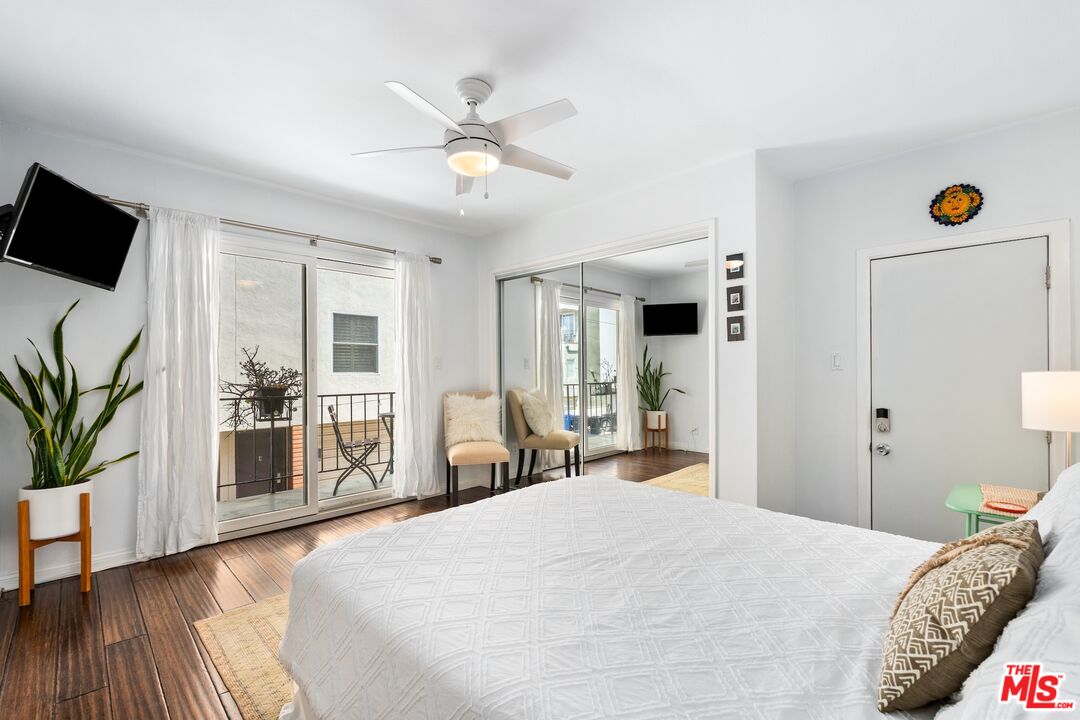 3812 Pacific Ave Unit: 2