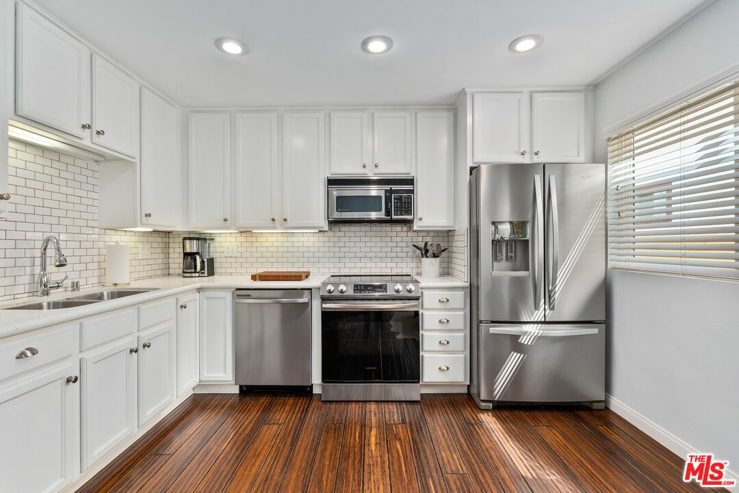 3812 Pacific Ave Unit: 2