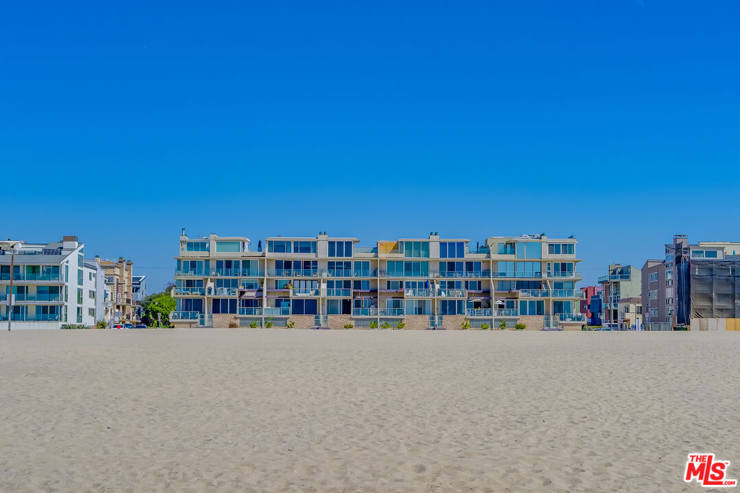 2 Ketch St Unit: 204