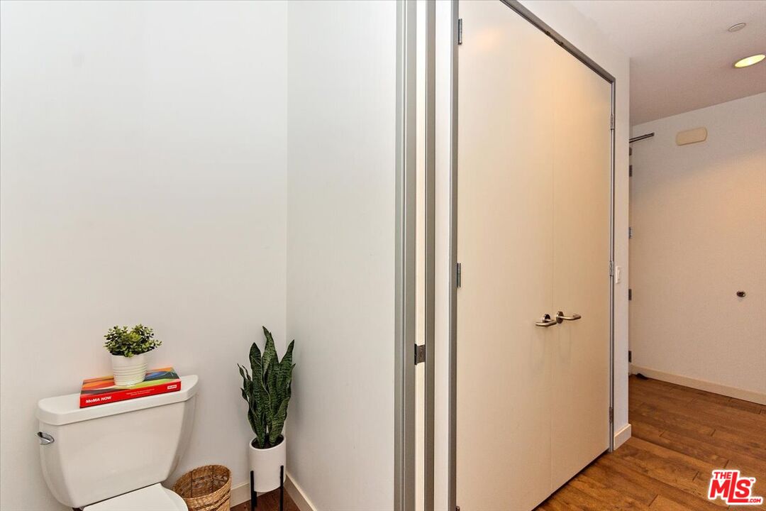 3111 Via Dolce Unit: 402