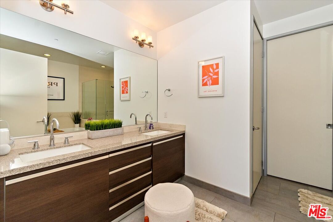 3111 Via Dolce Unit: 402