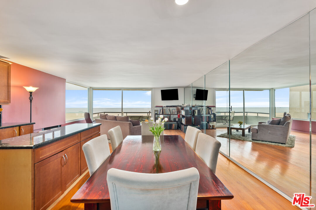 6 Fleet St Unit: 203