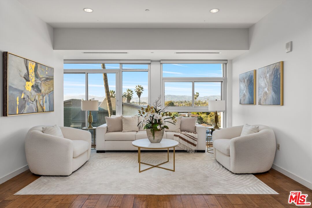 3111 Via Dolce Unit: 402