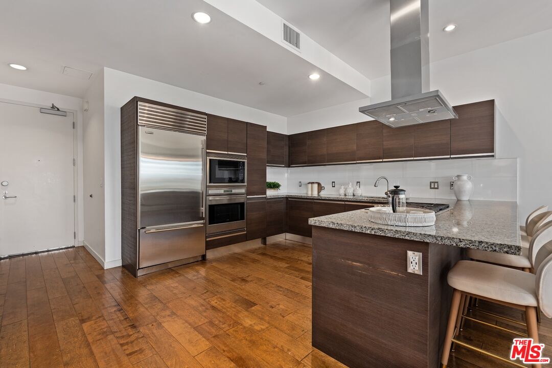 3111 Via Dolce Unit: 402