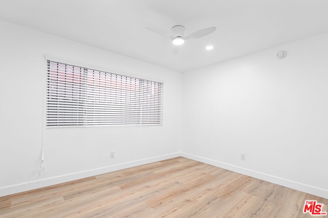 122 Buccaneer St Unit: 1