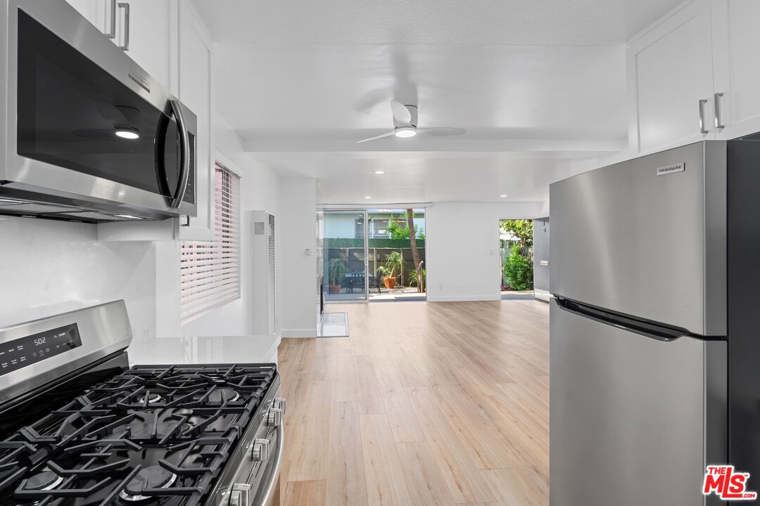 122 Buccaneer St Unit: 1