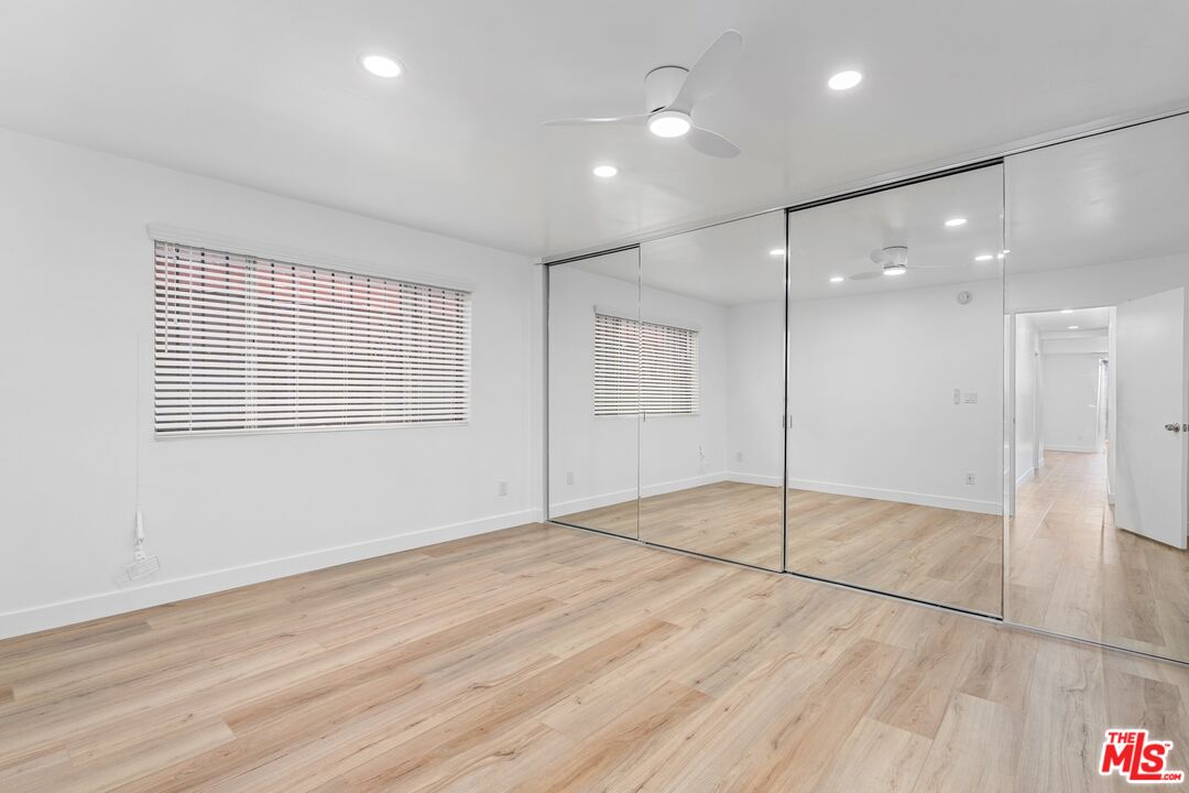 122 Buccaneer St Unit: 1