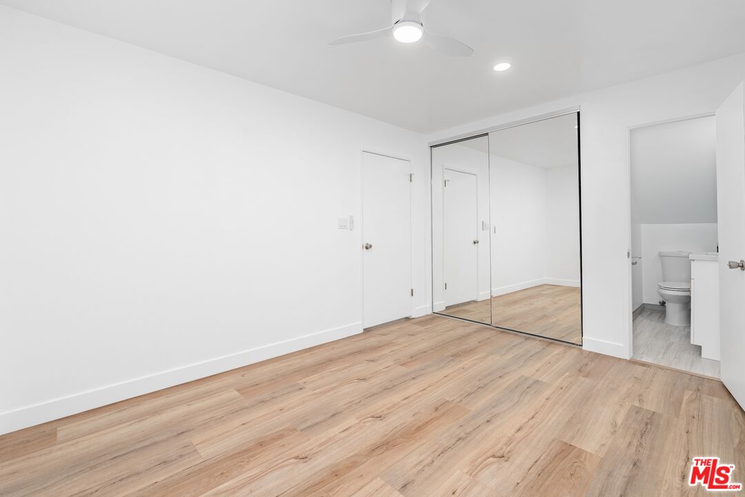 122 Buccaneer St Unit: 1